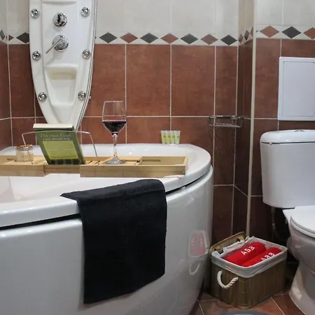 El Vira Property, One Bedroom *